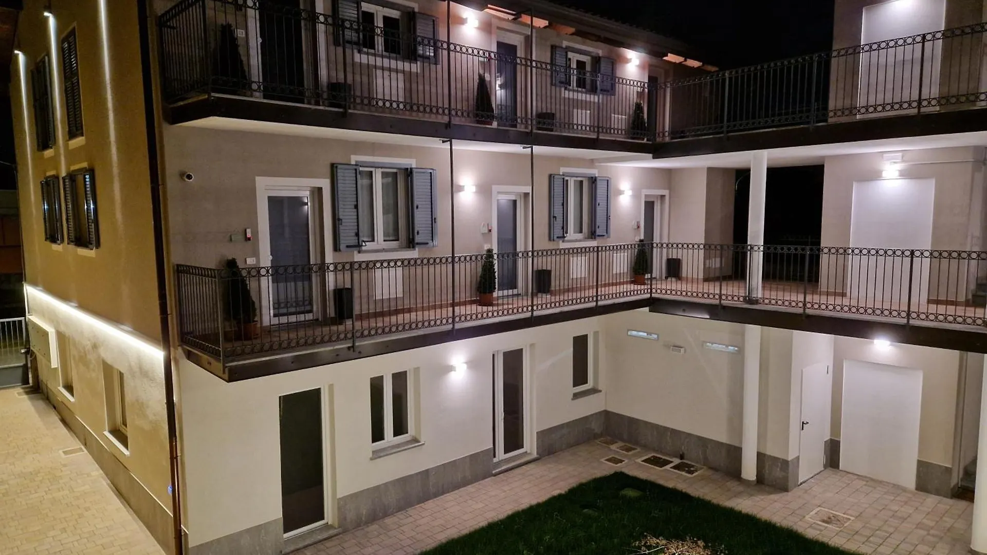 Antico Giardino - Lory Apartment Busto Arsizio